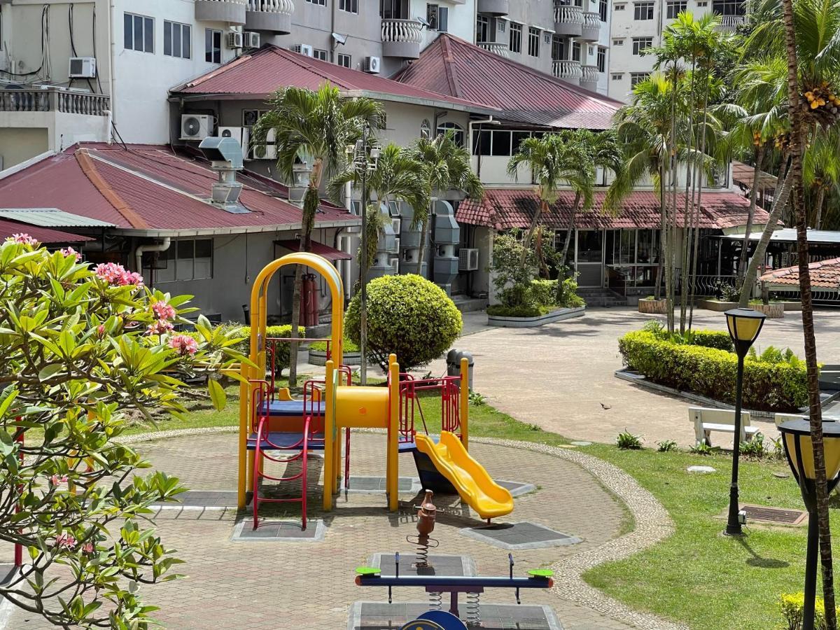 Private,Glory Beach Resort Port Dickson-Negeri Sembilan Экстерьер фото